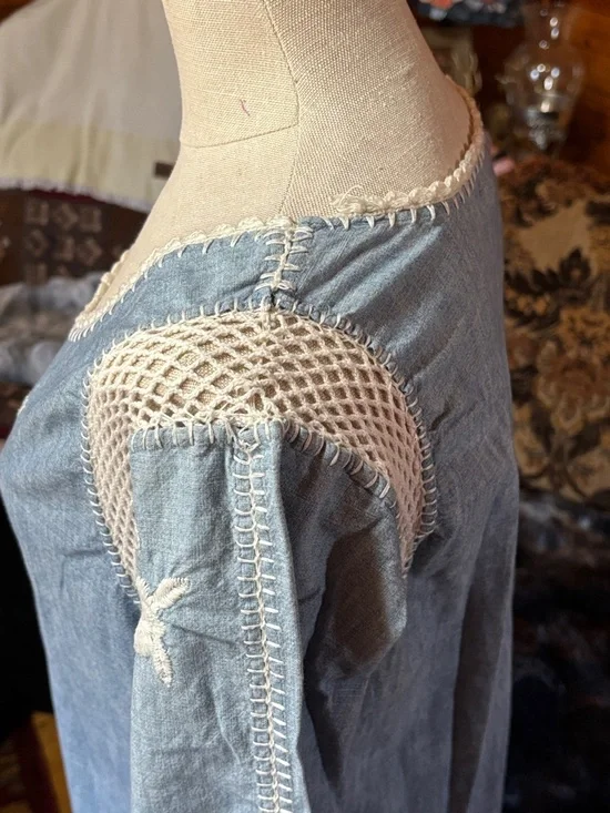 Lucky Brand Light Blue Embroidered Crochet-Trim Tunic - Picture 5 of 10